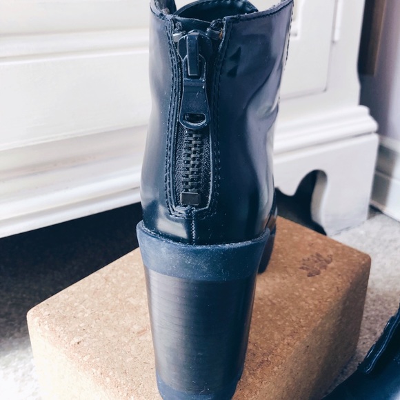 ALDO Platform heel booties - Picture 2 of 3